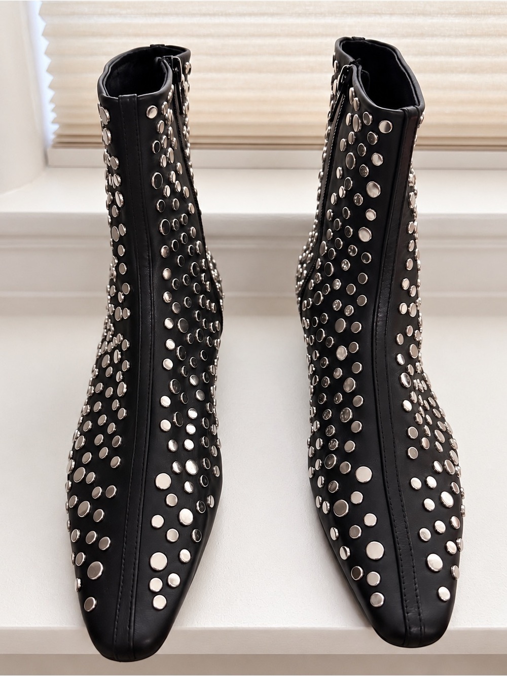 NWOT- STAUD Wally Studded Leather Ankle Boots in Black size 37.5